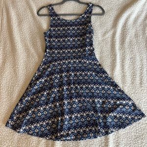 Divided H&M Blue and White Patterned Mini Dress Women's Size 6 Flowy
